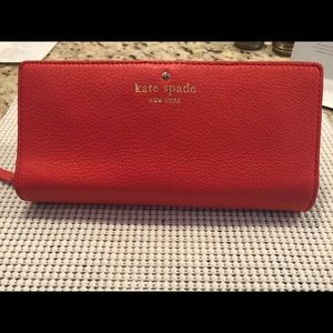 Kate Spade Cobble Hill Zoey Wallet